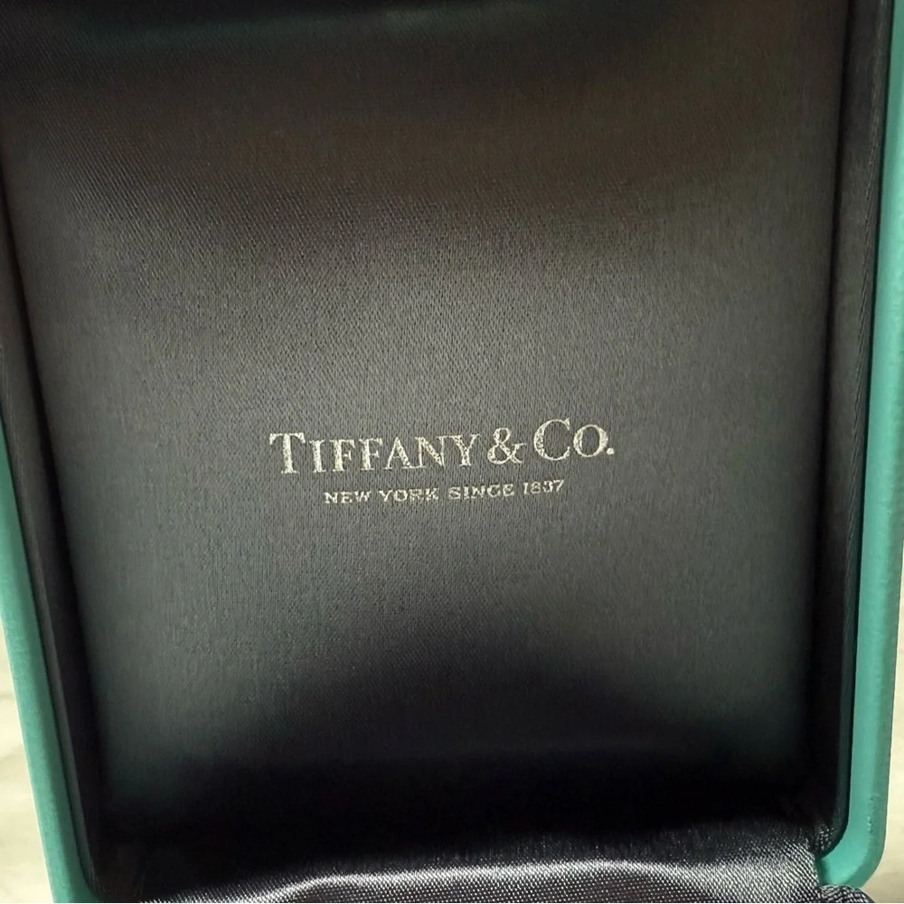 Tiffany & Co. pre owned